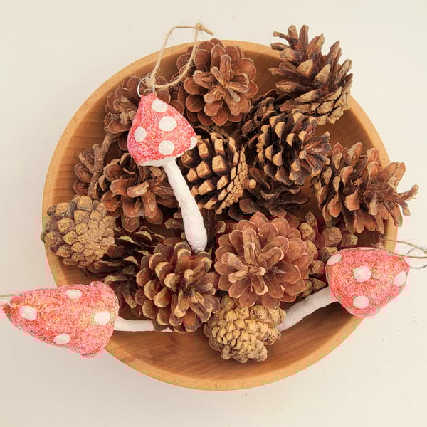 Set of3 spun cotton hanging  mushrooms toadstools