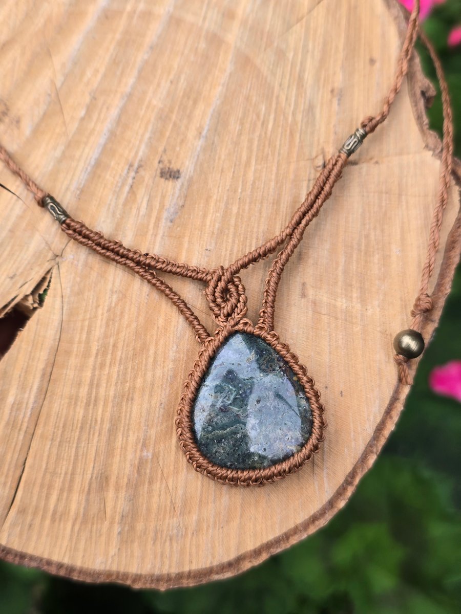 Moss Agate Macrame Gemstone Necklace 