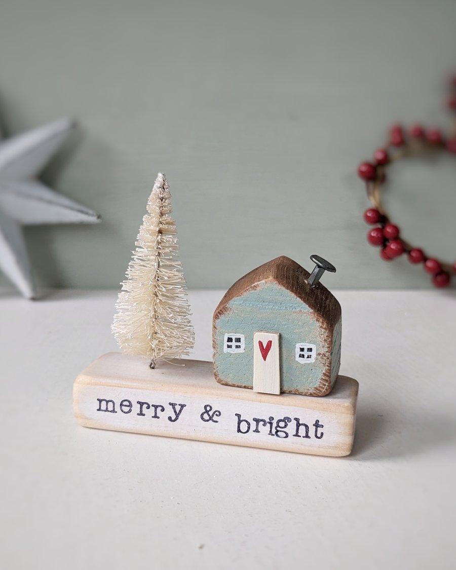 Little Wooden Handmade House in a Bag with Christmas Tree 'Merry & Bright' 