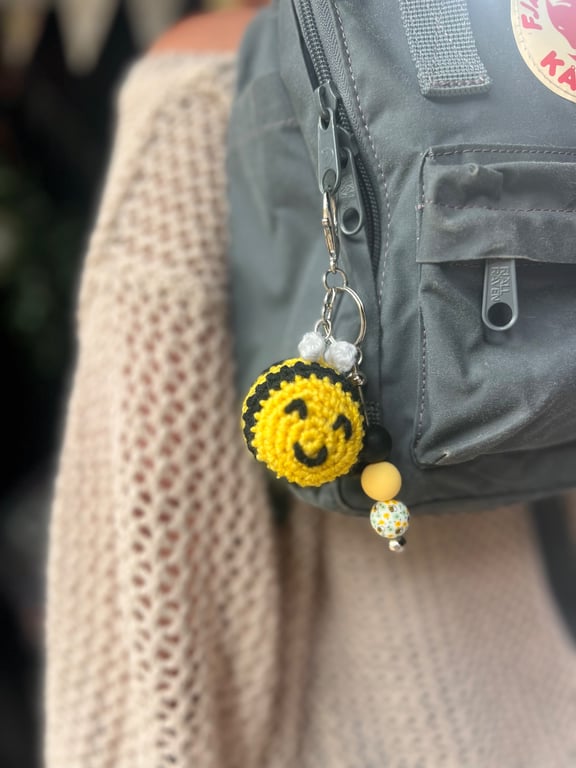 Fuzzy Butt Bee Keyring