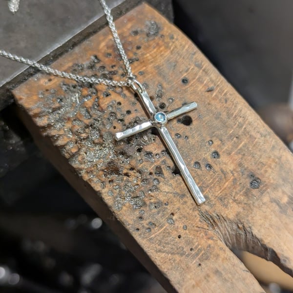 Recycled Sterling Silver Cross Topaz pendant: Stone