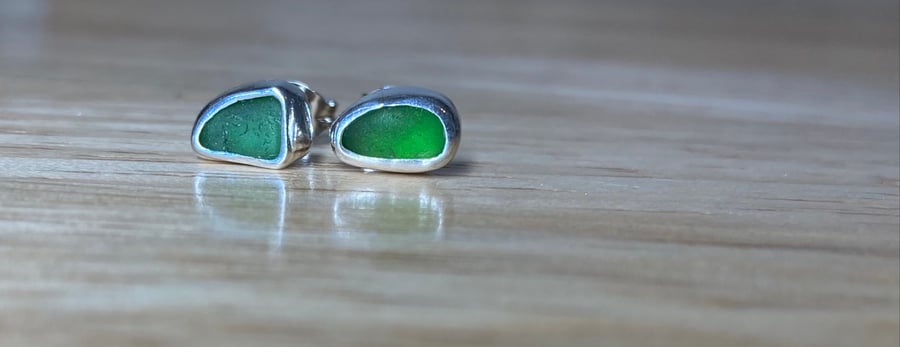 Handmade Welsh Emerald Green Sea Glass & Silver Stud Earrings