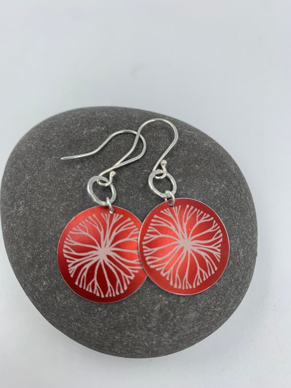 Red aluminium circle tree earrings with silver ring