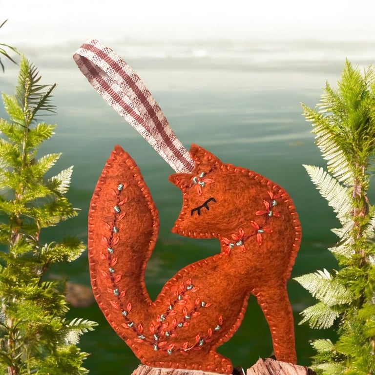 Felt Red Fox Hanging Decoration 