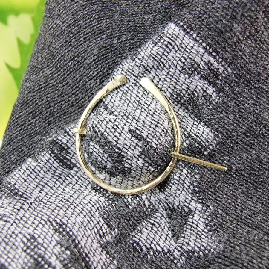 Pennanular Brooch, Shawl Pin, Brass Celtic Clasp for Wrap