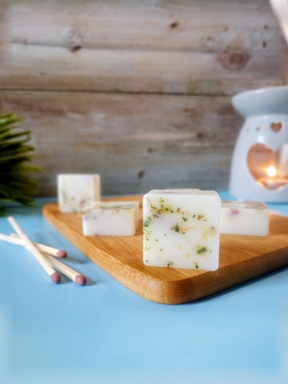 Fresh Bed Sheets Luxury Botanical Soy Wax Melts - Scented Wax Melts - Handmade