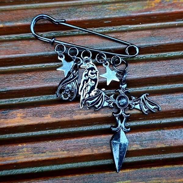 Safety Pin Brooch Badge black charms alternative emo gothic cross bat