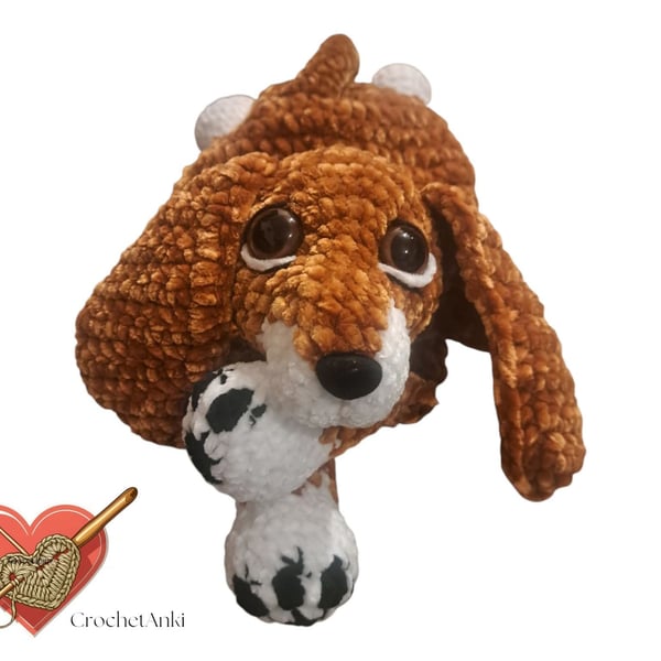 Cuddly dachshund