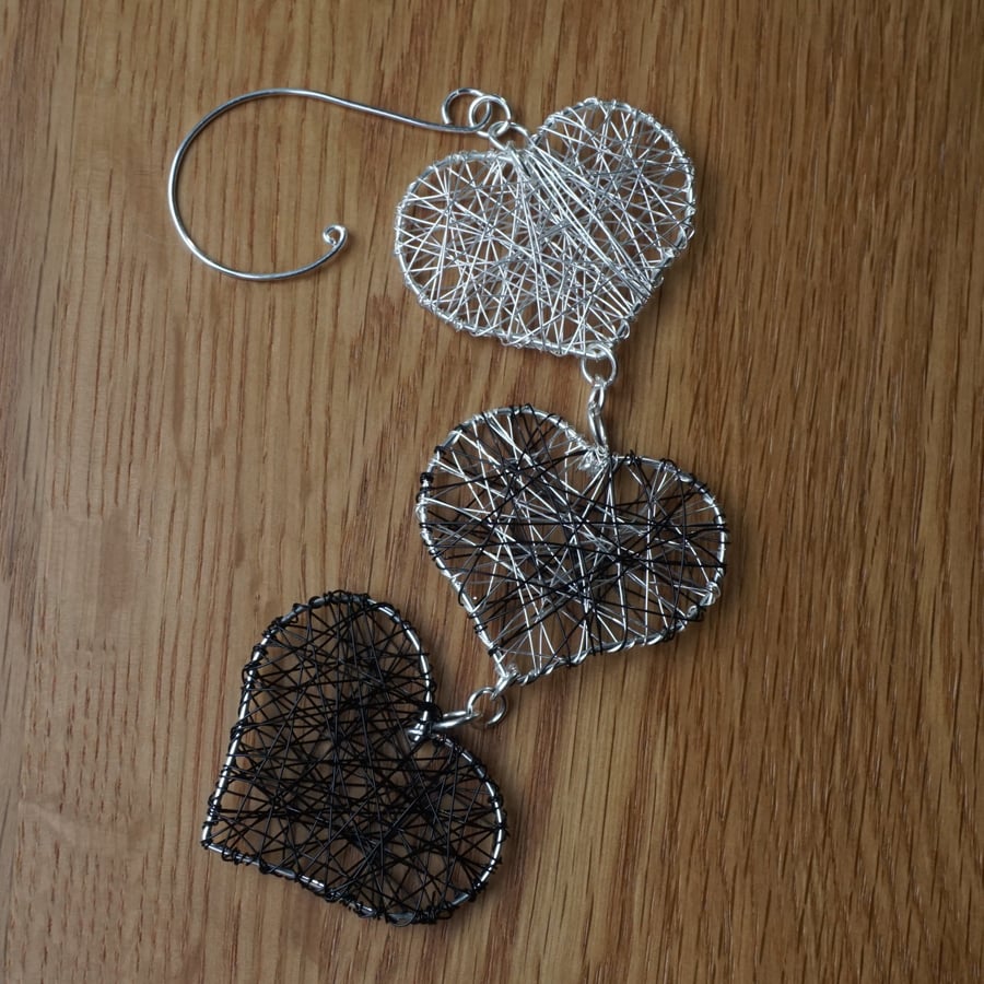 Chain of Wire Wrapped Hearts - Silver & Black