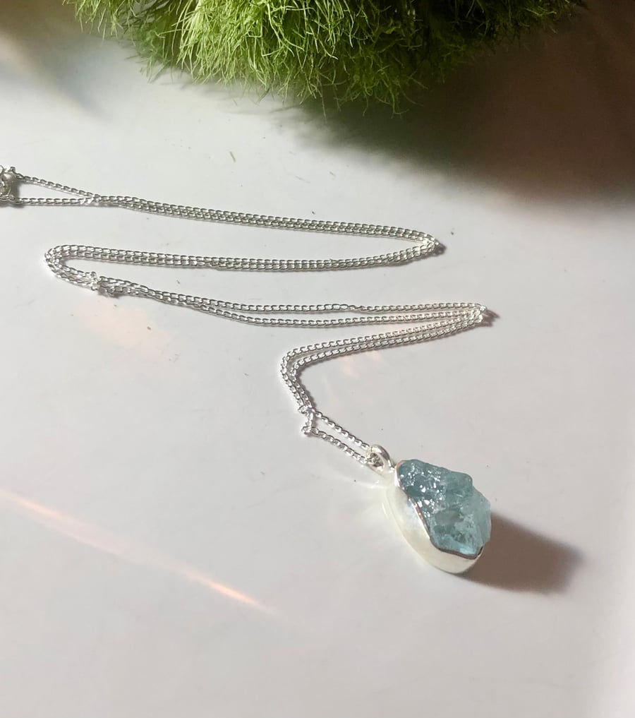 Raw Aquamarine gemstone & Sterling Silver pendant necklace 18” curb chain
