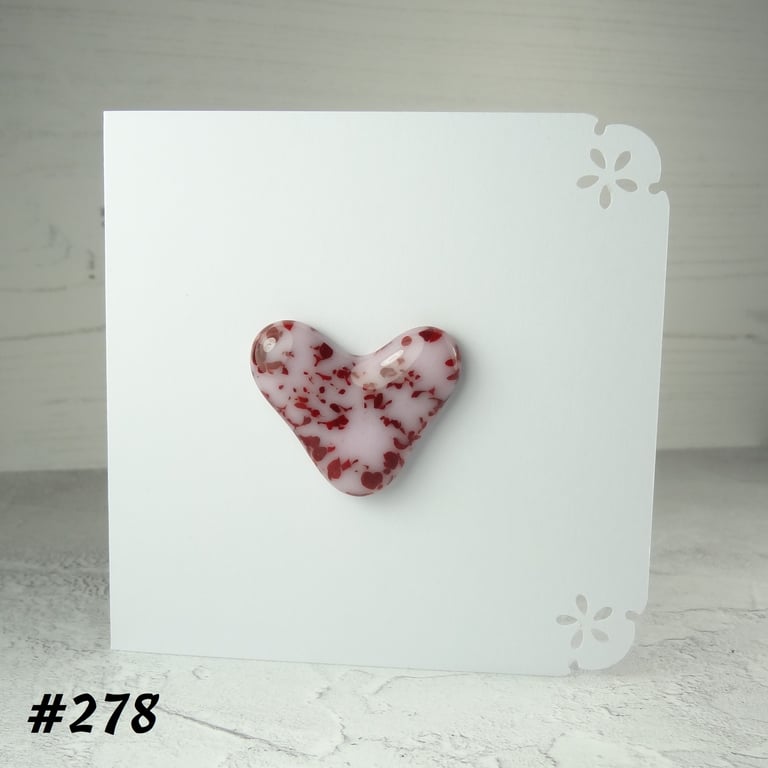 Handcrafted pink and red speckled heart fused glass blank card (278)