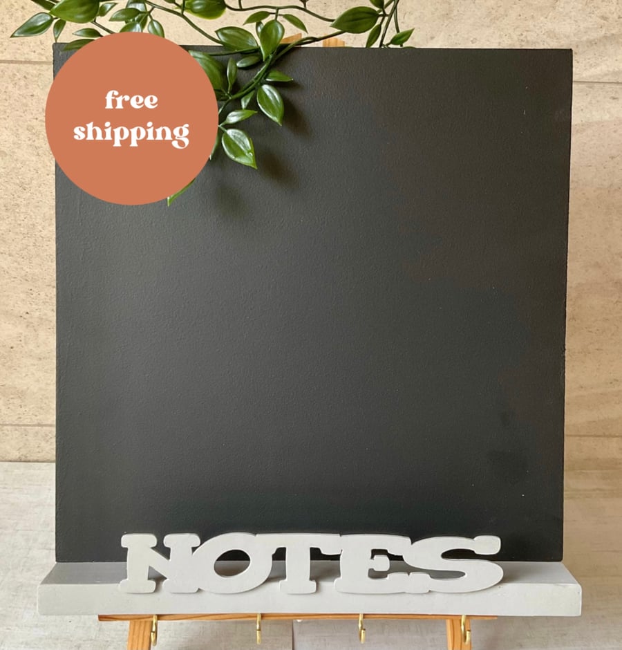 Blackboard. Chalkboard. Key Holder. Key Rack. Upcycled. Free delivery 