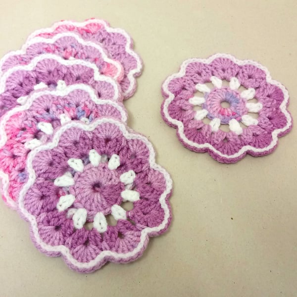 Flower coasters in dusky pink and white, set of six, crochet coasters, handmade