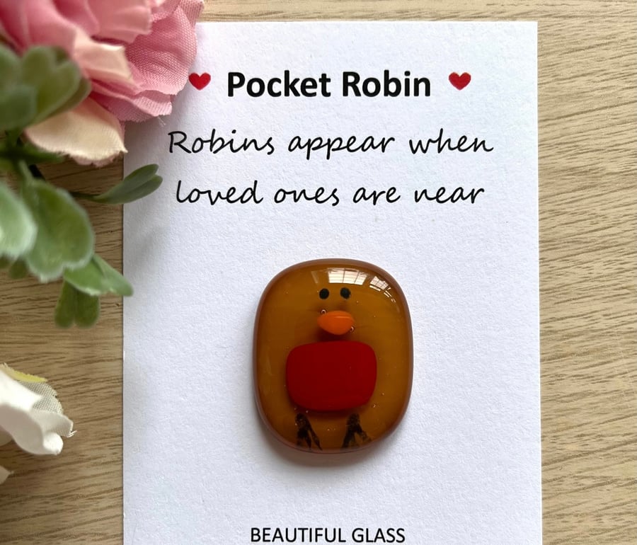 Pocket robin gift, bird lover card, condolences, letterbox hug, robins appear