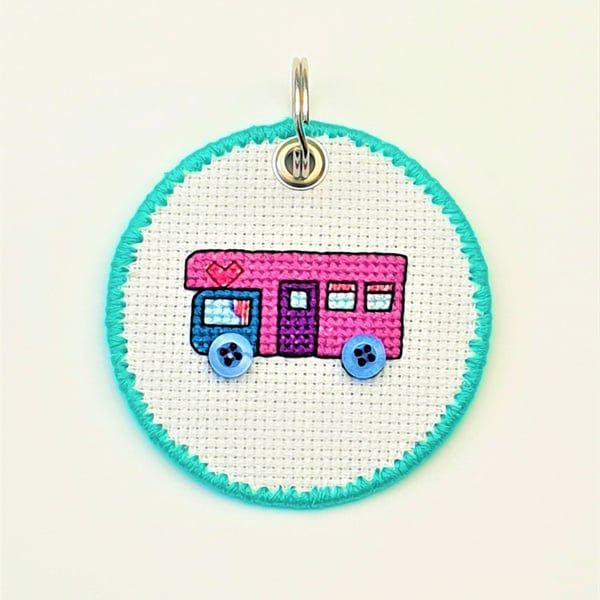 Motorhome Camper van round Keyring with button wheels