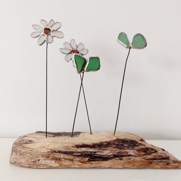 Sea Glass & Driftwood Daisy Flower Ornament made from Reclaimed Materials