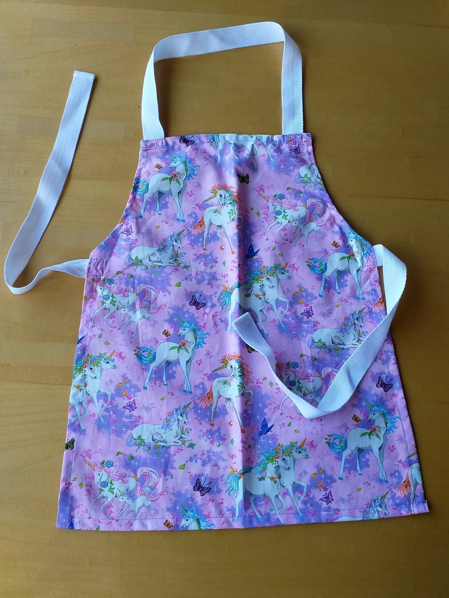 Unicorn Apron age 2-6 approximately