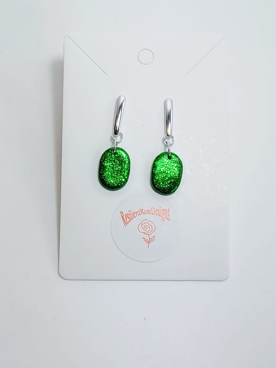 Emerald green sparkle small oval dangle earrings    