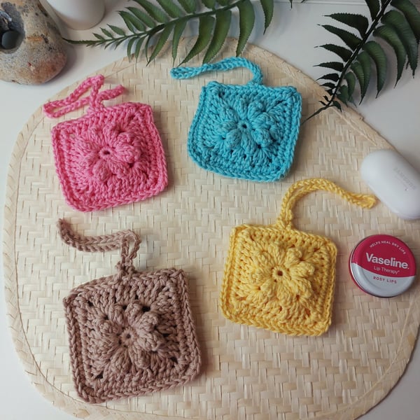 Crochet Boho Flower Lip Balm Earbuds Pouch