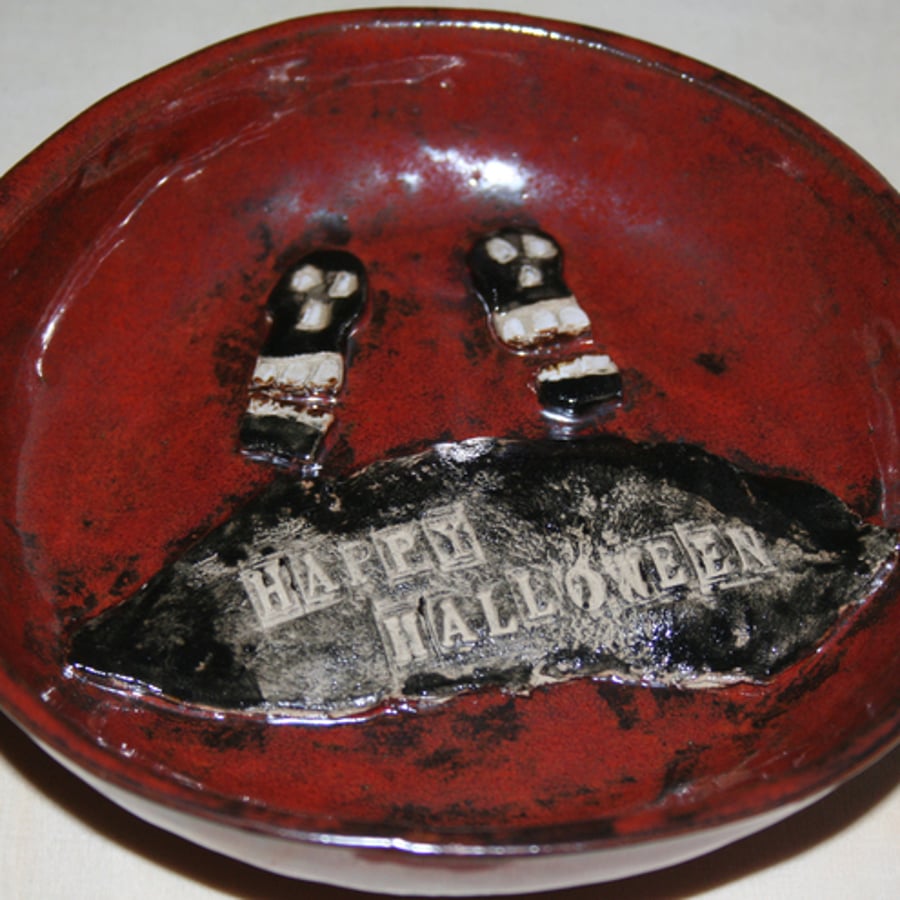 CUSTOMER ORDER DO NOT BUY Red ceramic dish with 2 skulls