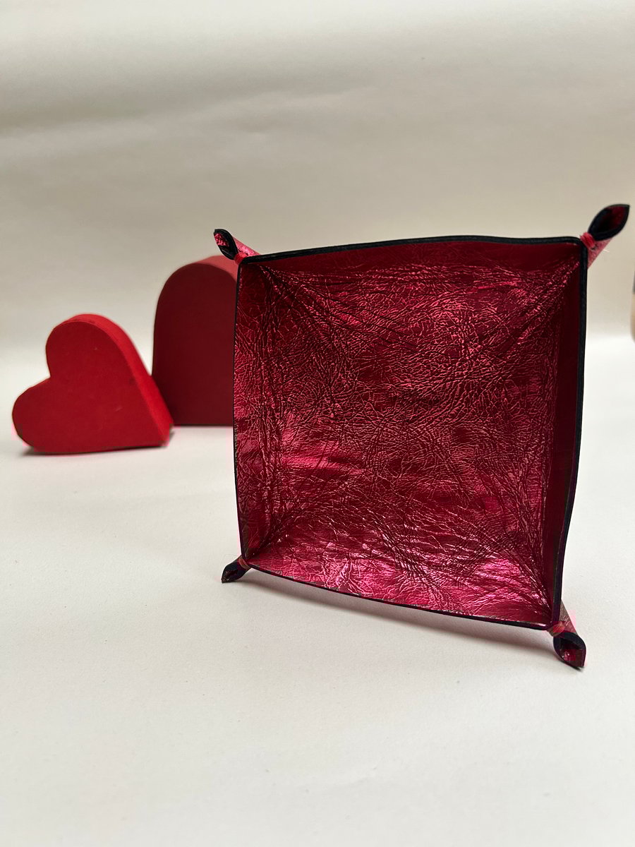 Leather valet tray in metallic red