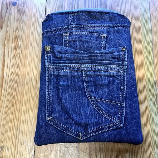 Kindle protective storage case, sewn from a fun fabric. and preloved denim