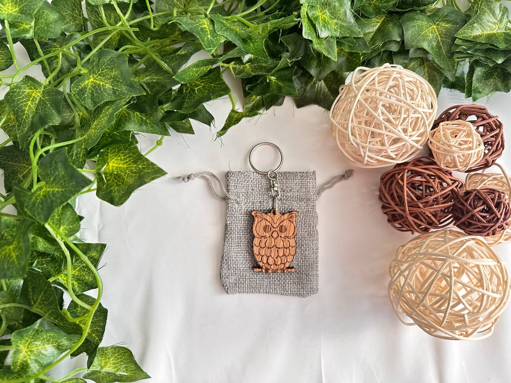 Wooden Owl Keyring, Wood Animal Owl Keychain, Woodland Forest Animals Gift Ideas