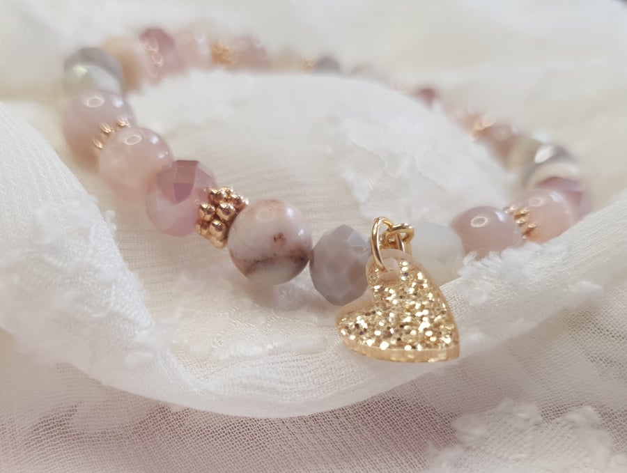 Elasticated Bracelet - Valentines - Taupe & Gold Mixed Bead - Glitter Heart 