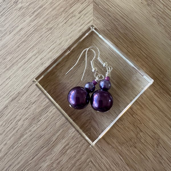 Purple dangle and drop earrings 