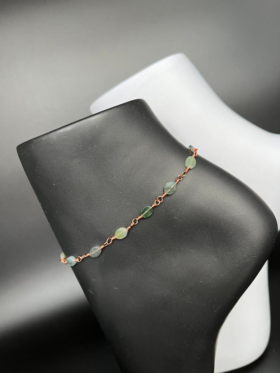 Green and rose gold anklet