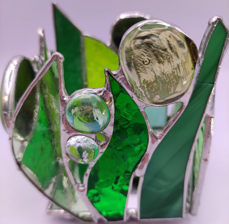 Hand made stained glass, candle holder, emerald, leaf green 