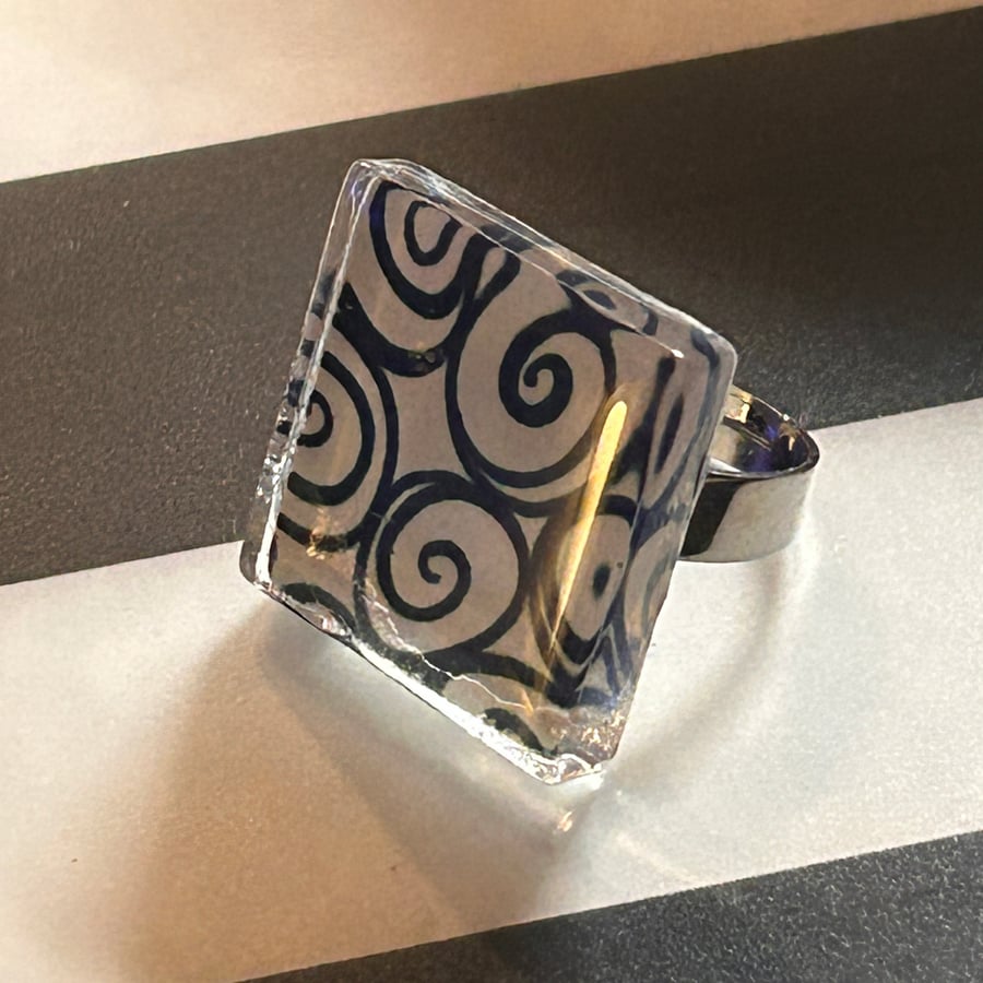 Abstract Monochrome Glass Tile Adjustable Ring -Boxed