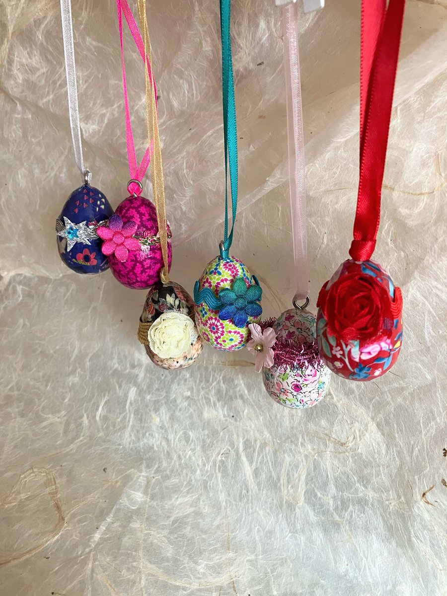 A set of 6 colourful decopatched Easter eggs 