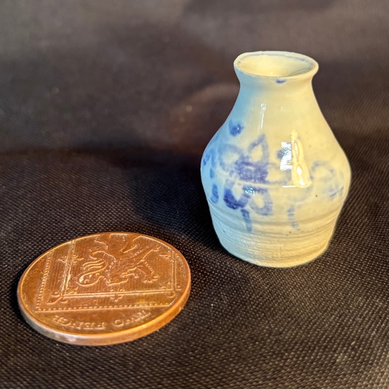 Teeny tiny vase