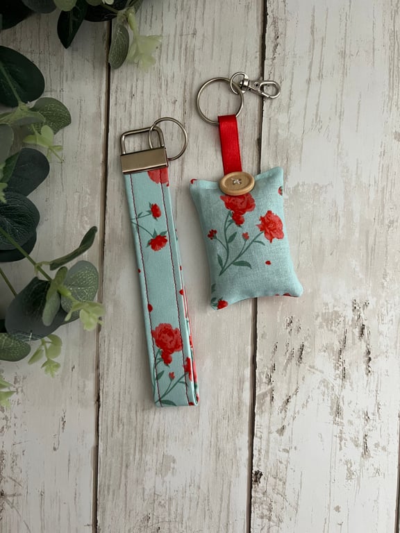 GIFT SET: Lavender Filled Key Ring & Wristlet Fob, Red Rose Floral