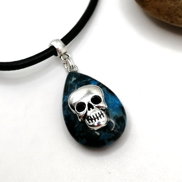 Crazy Lace Agate Skull Necklace