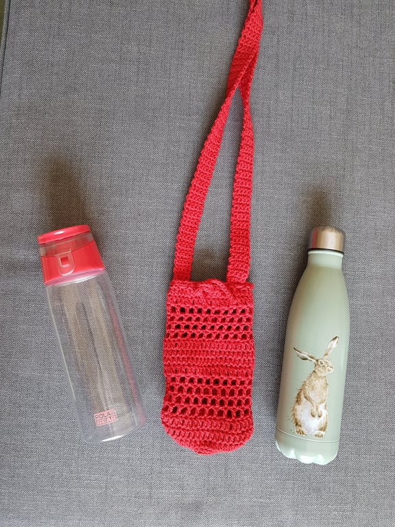 Water Bottle Carrier Bag With Shoulder or Cross Body Strap in Eco-friendly Yarn