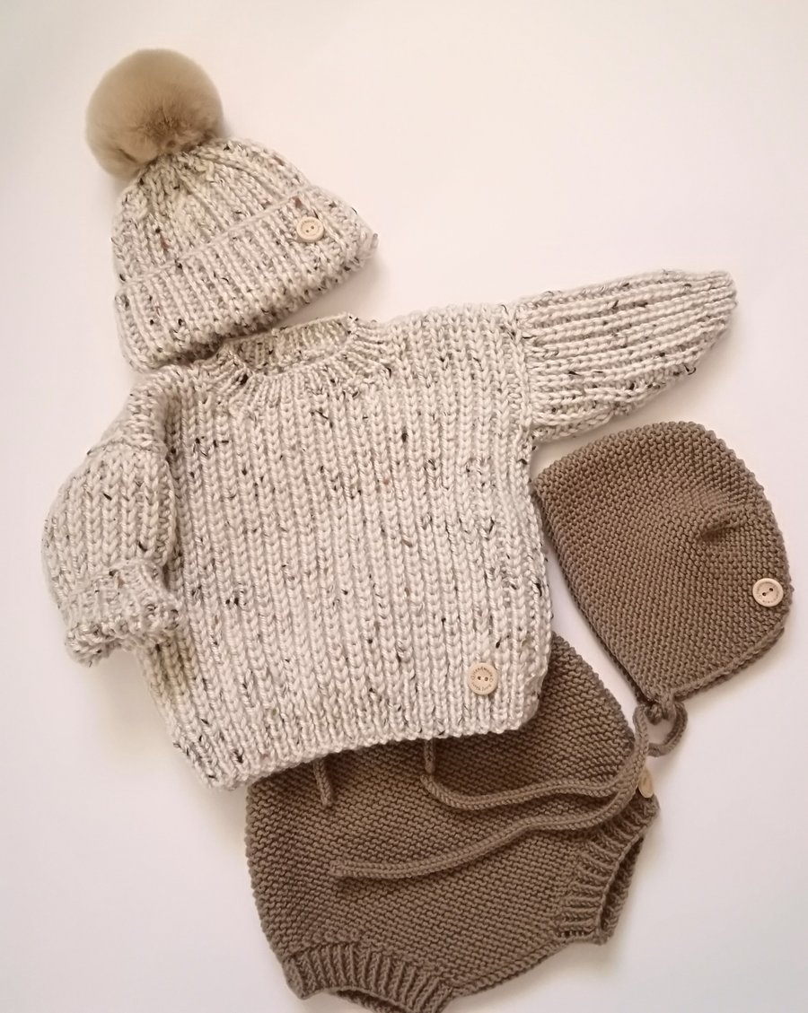 Hand knitted oversize  jumper and pom pom hat set 0-3 months