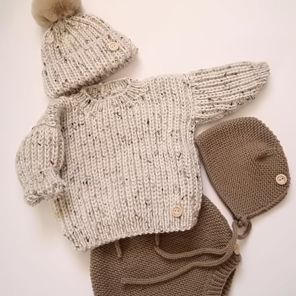 Hand knitted oversize  jumper and pom pom hat set 0-3 months