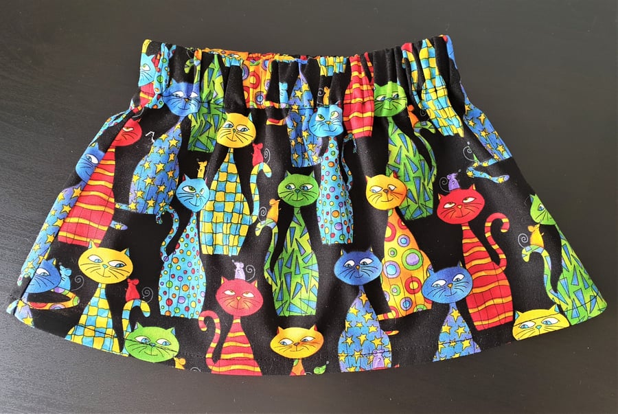 Baby's skirt with fun multicoloured cat print
