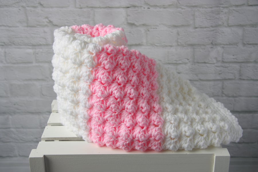 Crochet baby blanket, pink and white blanket, gift for Christening, baby shower