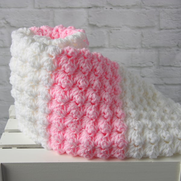 Crochet baby blanket, pink and white blanket, gift for Christening, baby shower