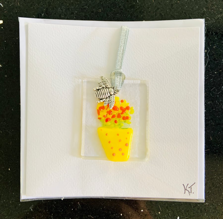 Greetings card with Fused Glass Heart Keepsake Decoration and Bee charm.