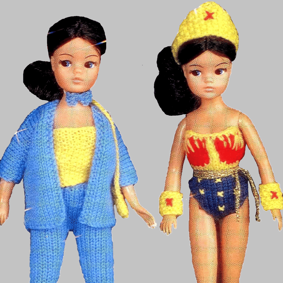 VINTAGE KNITTING PATTERN PDF Wonder Woman Outfits