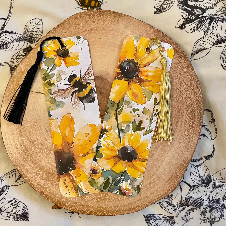 Bee and Flower Bookmark in yellow or blue design