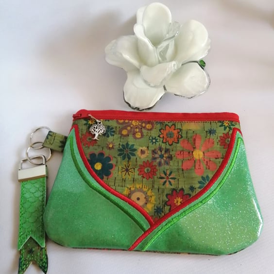PATTERNED CORK FABRIC AND GREEN GLITTER VINYL BAG WITH MATCHING VINYL KEYFOB