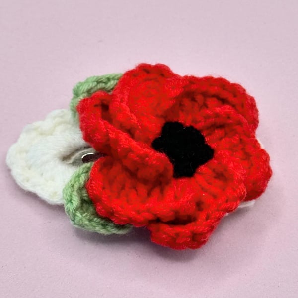 Red poppy flower crochet knit hair clip for baby girl and women 