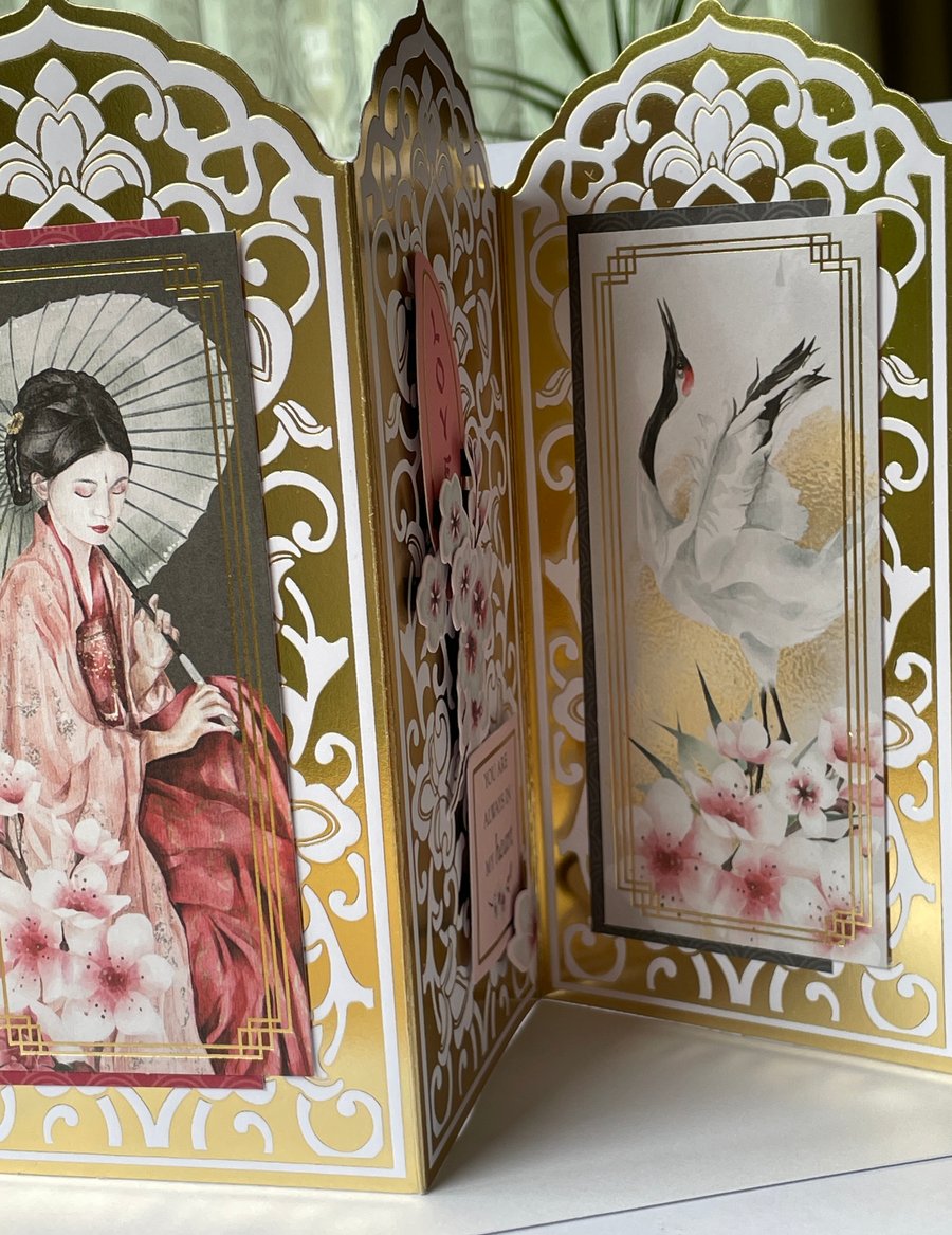 Beautiful Japanese lady decorative screen trifold greetings card