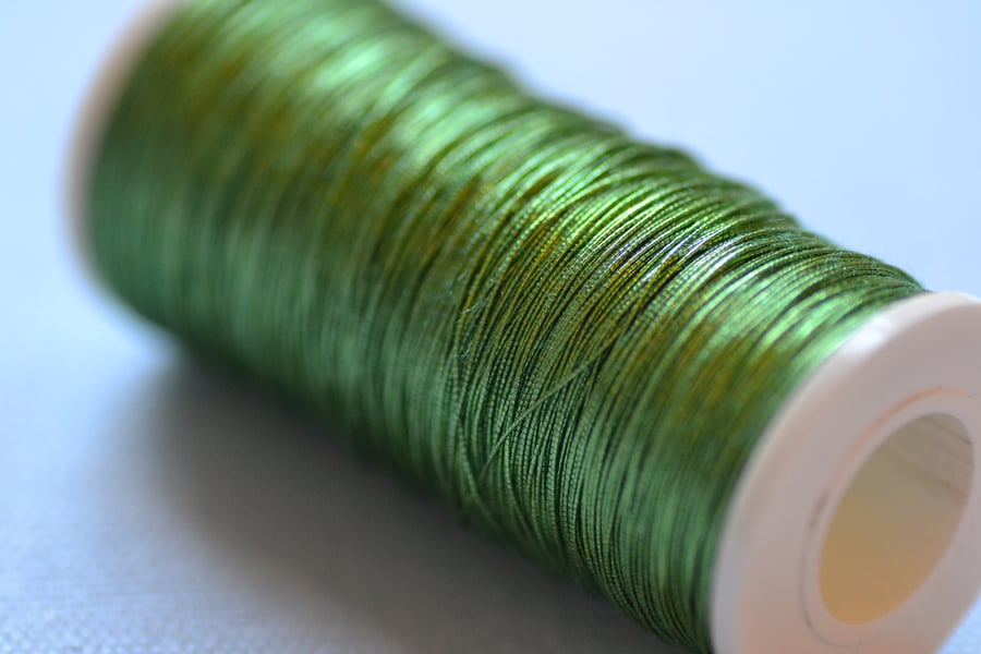 371 Thread - Grass Green