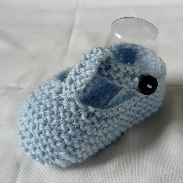 Cute Hand Knitted Baby T-Bar Retro Shoes 0-3 months or 3-6 months